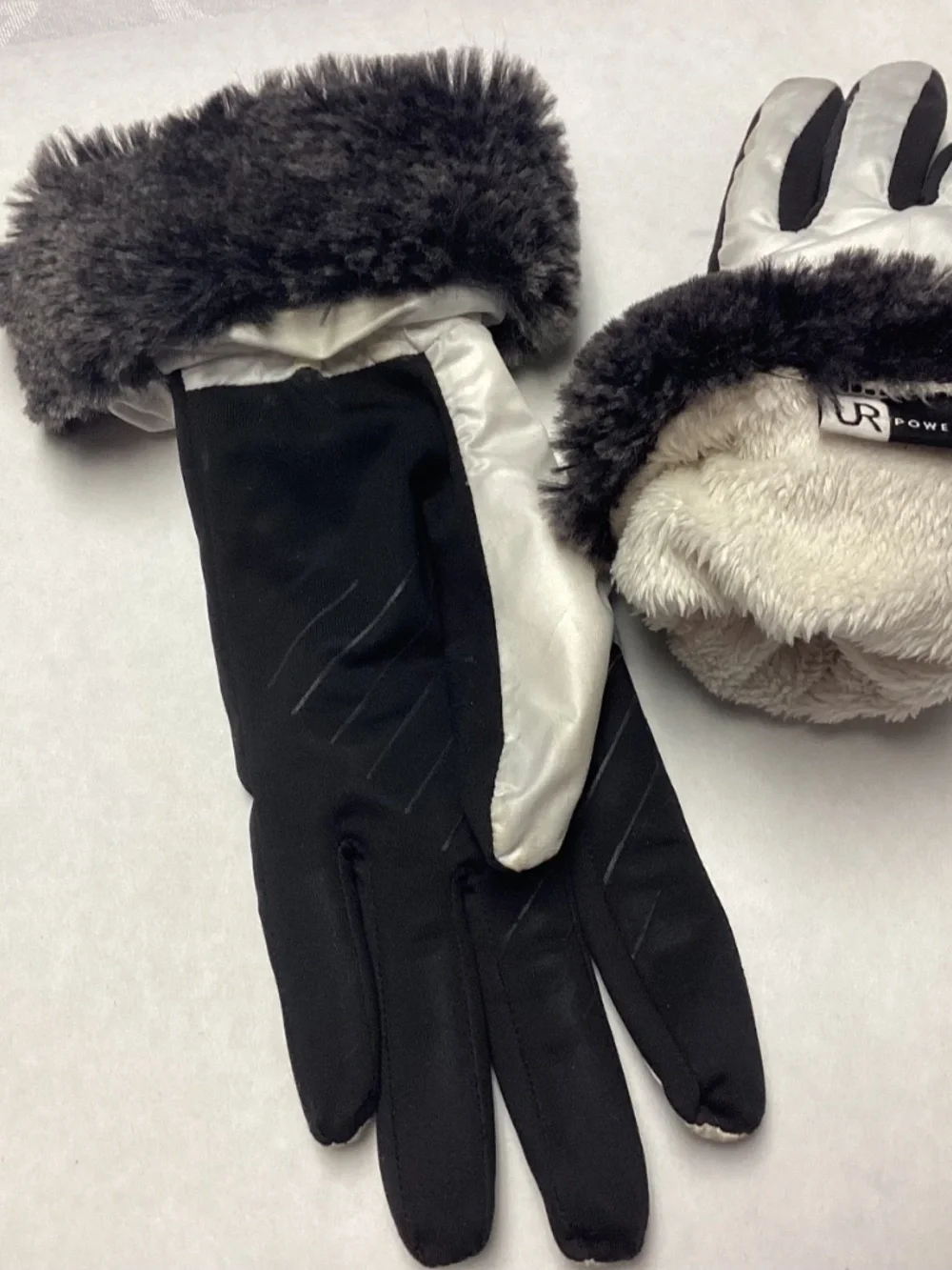 White n black winter gloves super cute. Must have for CCCCOLD ON WAY